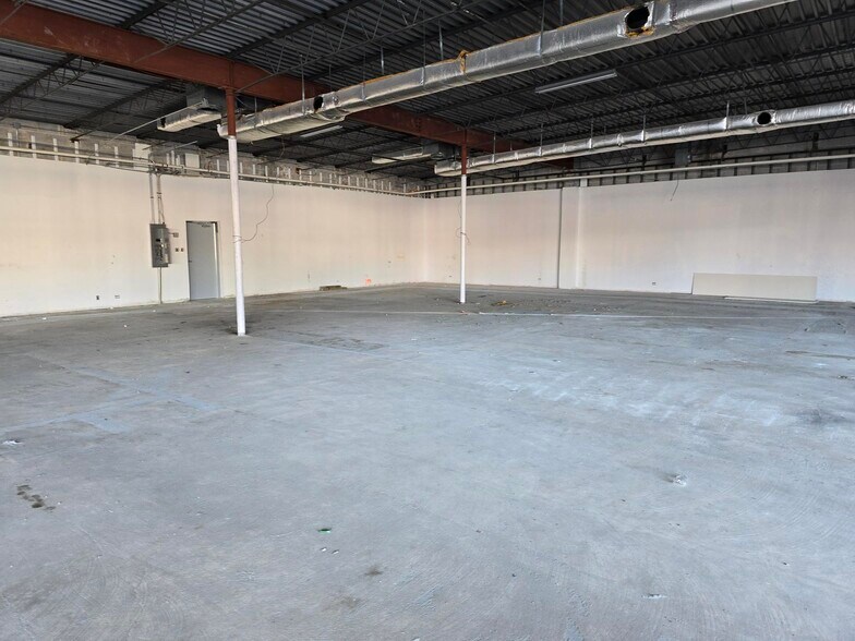 More Photos Of 3351 N Harlem Ave, Chicago Unknown For Lease