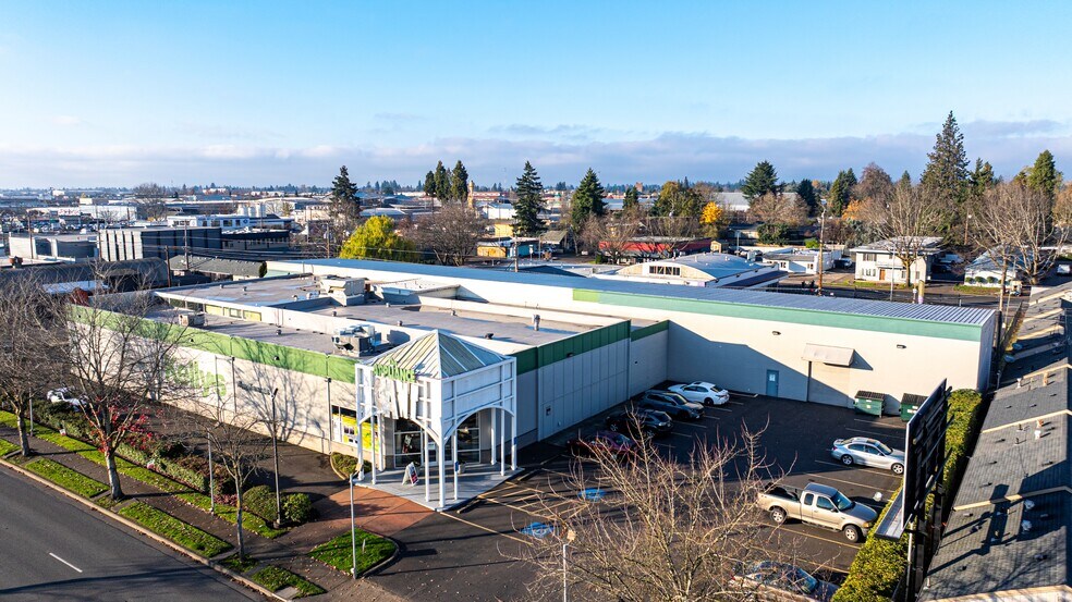 Primary Photo Of 1465 W 7th Ave, Eugene Freestanding For Sale