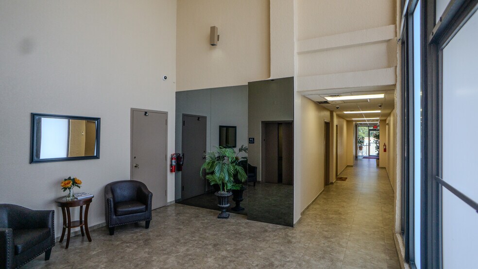 More Photos Of 7501 NW 4th St, Plantation Office For Lease