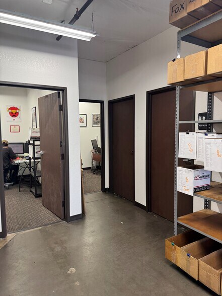 More Photos Of 860 Bergin Way, Sparks Industrial For Lease