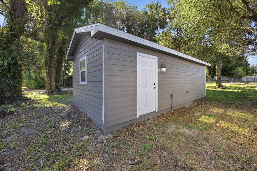 More Photos Of 527 NE 8th Ave, Ocala Office Residential For Sale