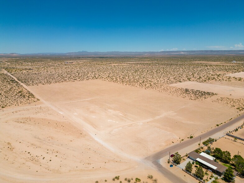 More Photos Of TBD Slippery Rock Road Rd, El Paso Land For Sale