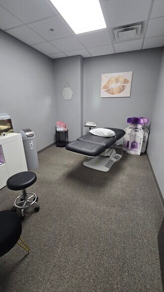 More Photos Of 11449 S 1000 East, Sandy Medical For Lease