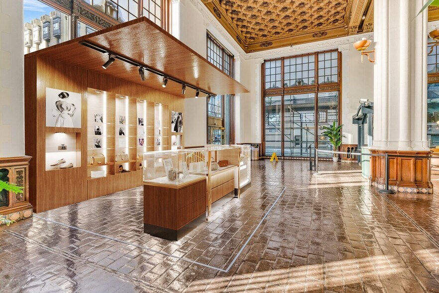 More Photos Of 1000 Van Ness Ave, San Francisco Apartments For Lease