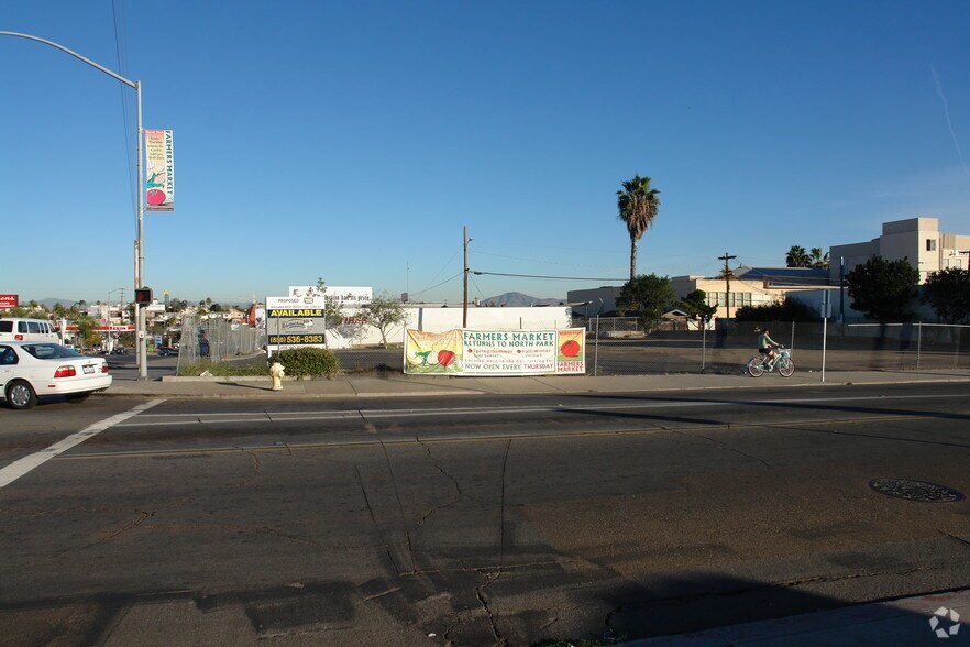 More Photos Of 3201 University Ave, San Diego Bank For Lease