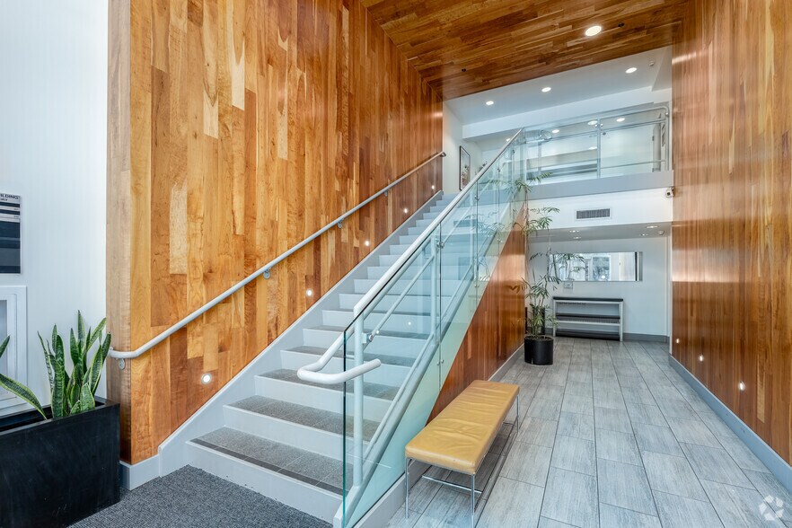 More Photos Of 1020 12th St, Sacramento Apartments For Lease