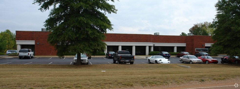 More Photos Of 895 Martin Rd, Huntsville Flex For Sale