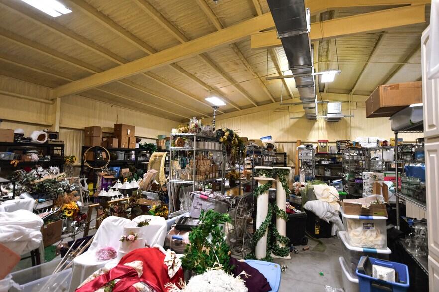 More Photos Of NE 120th, Red Oak Land For Sale