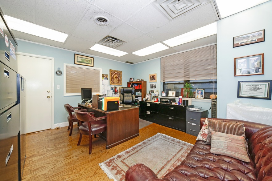 More Photos Of 96 Haarlem Ave, White Plains Office For Sale