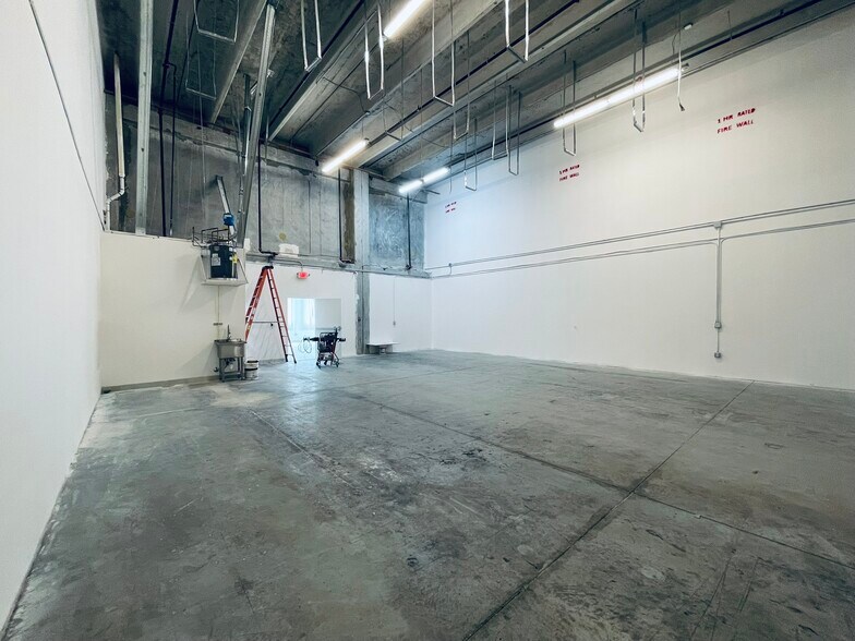 More Photos Of 757 Shotgun Rd, Sunrise Light Manufacturing For Lease