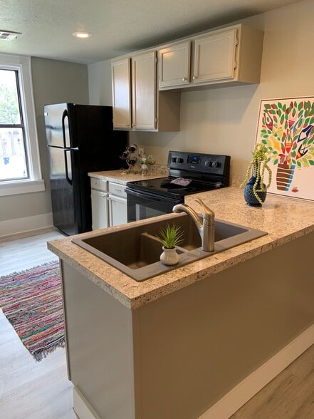 More Photos Of 801-803 East Dr, Oklahoma City Apartments For Sale