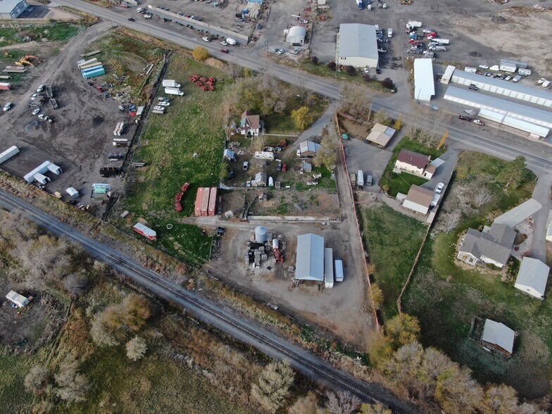 More Photos Of 2095 State st, Springville Land For Lease