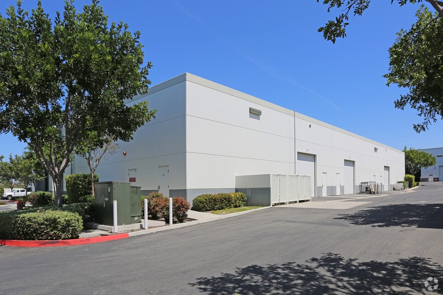 More Photos Of 3274 Grey Hawk Ct, Carlsbad Warehouse For Sale