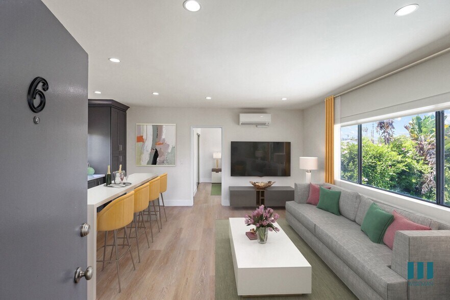 More Photos Of 2001 Penmar Ave, Venice Apartments For Sale