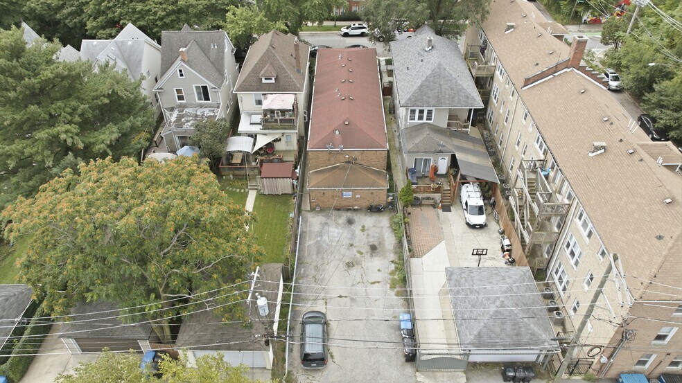 More Photos Of 1766 W Granville Ave, Chicago Apartments For Sale