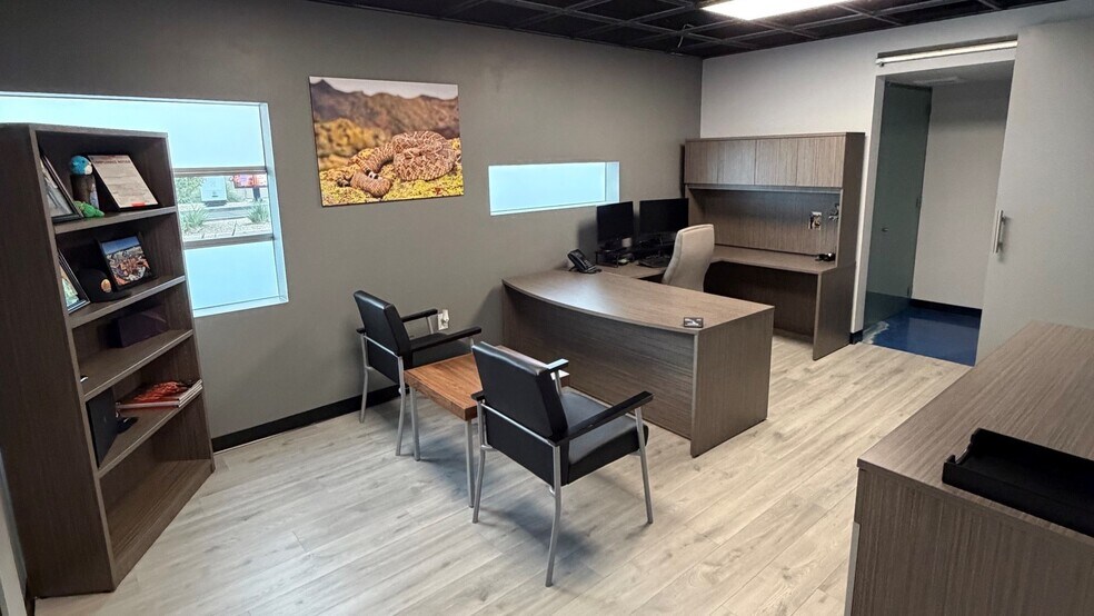 More Photos Of 1775 E University Dr, Tempe Flex For Lease
