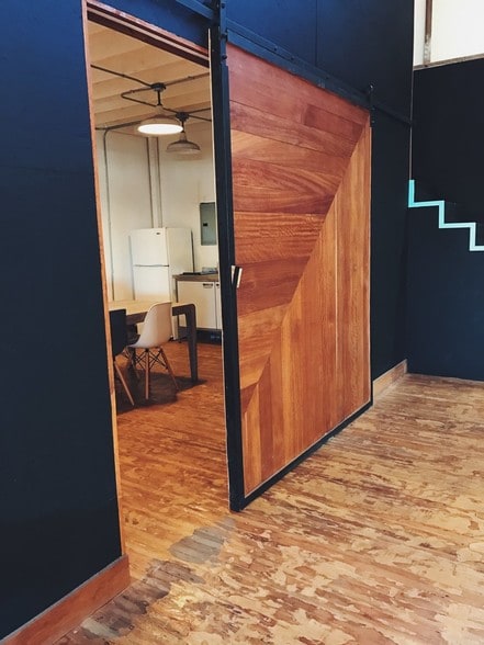 More Photos Of 314 W 58th St, Los Angeles Warehouse For Lease
