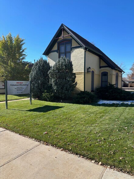 More Photos Of 129 S 4th Ave, Brighton Medical For Sale