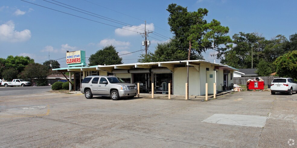 More Photos Of 4800-4854 General Meyer Ave, New Orleans Unknown For Lease