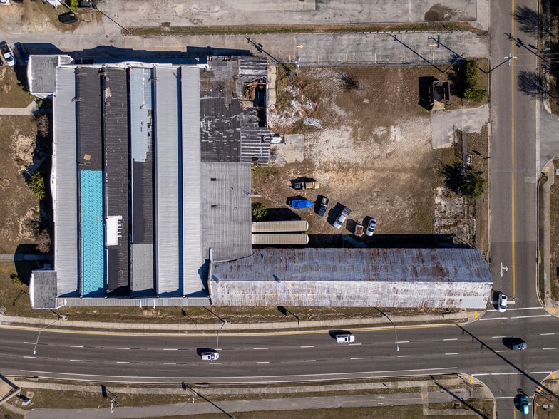 More Photos Of 160 W Haines Blvd, Lake Alfred Self Storage For Sale