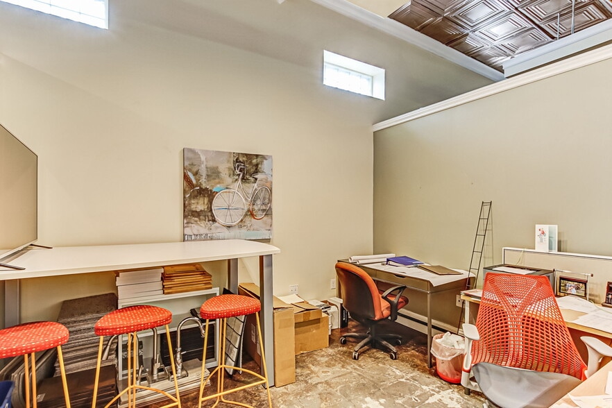 More Photos Of 1334 Walnut St, Jacksonville Office For Sale