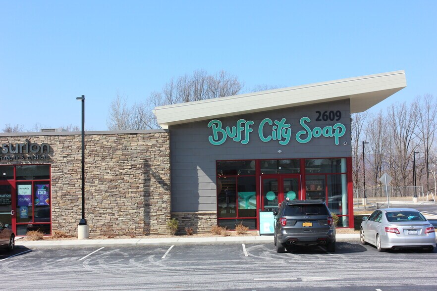 More Photos Of 2627 South Rd, Poughkeepsie Unknown For Lease