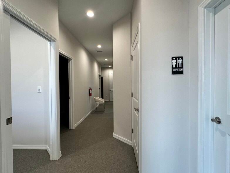 More Photos Of 2980 Allegra Way, Lutz Medical For Lease