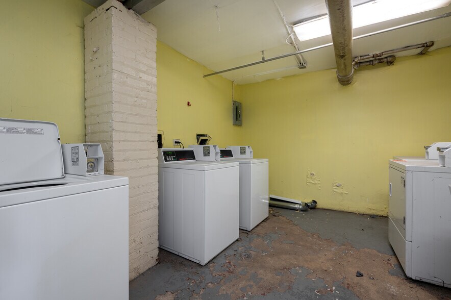 More Photos Of 7763 S South Shore Dr, Chicago Apartments For Sale