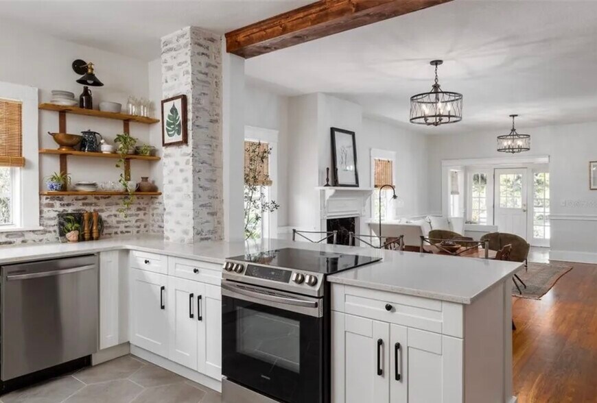 More Photos Of 236 W North St, Tampa Multifamily For Sale
