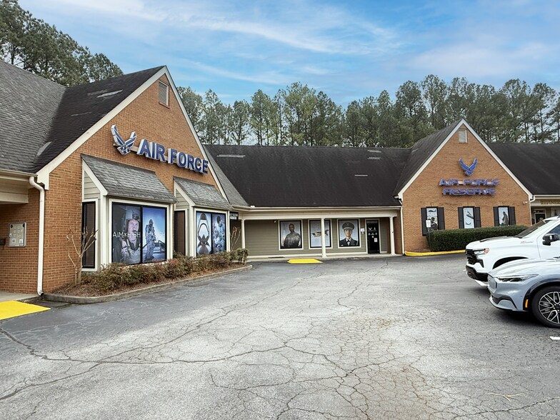 More Photos Of 999 Whitlock Ave SW, Marietta Unknown For Lease