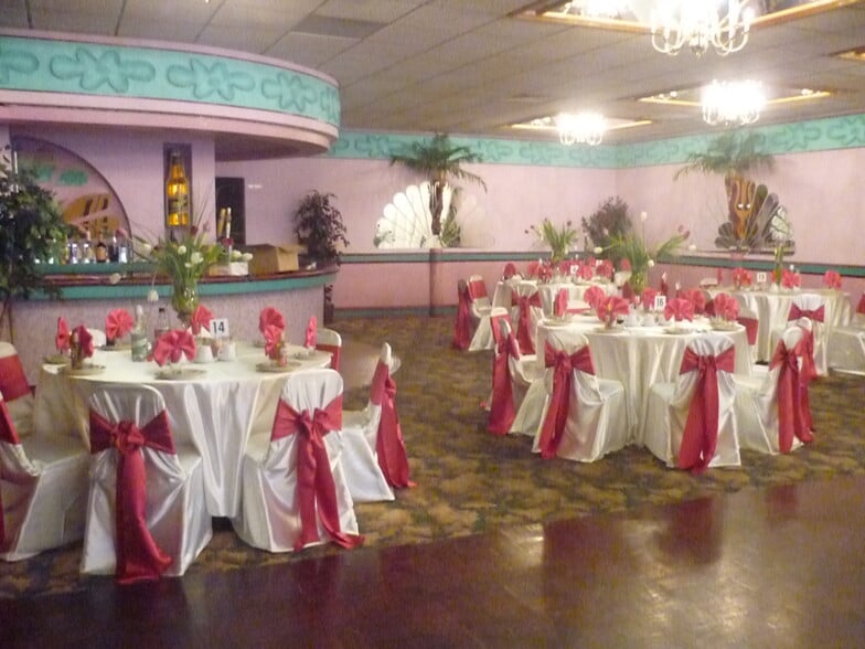 More Photos Of 6071 S Archer Ave, Chicago Restaurant For Sale