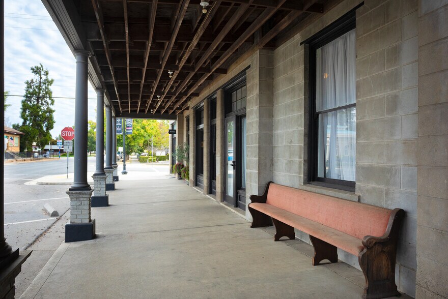 More Photos Of 479 B St, Biggs Storefront Retail Office For Sale