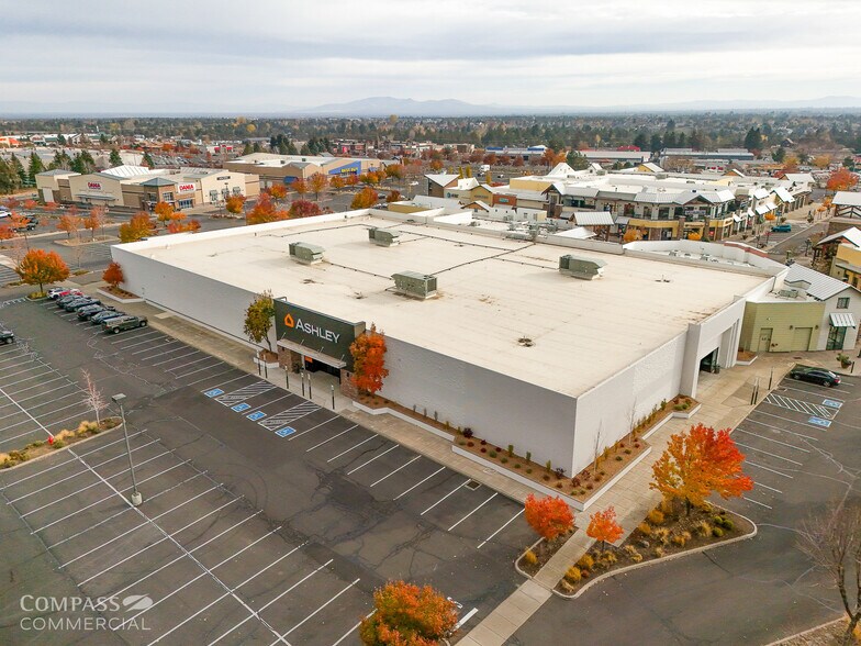 More Photos Of 63455 N Highway 97, Bend Unknown For Lease