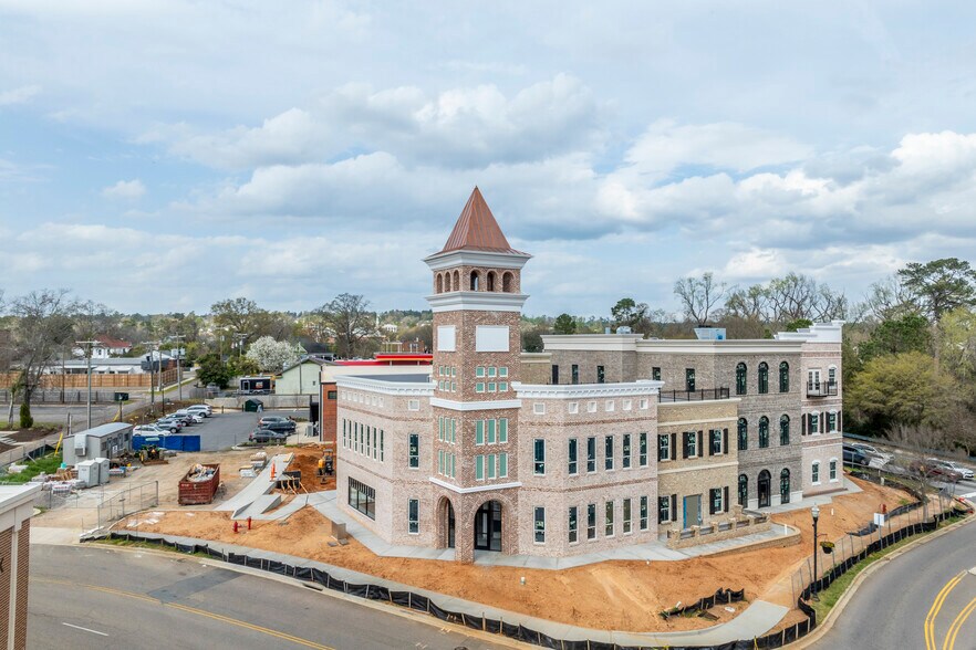 More Photos Of 200 Georgia Avenue, North Augusta Storefront Retail Office For Lease