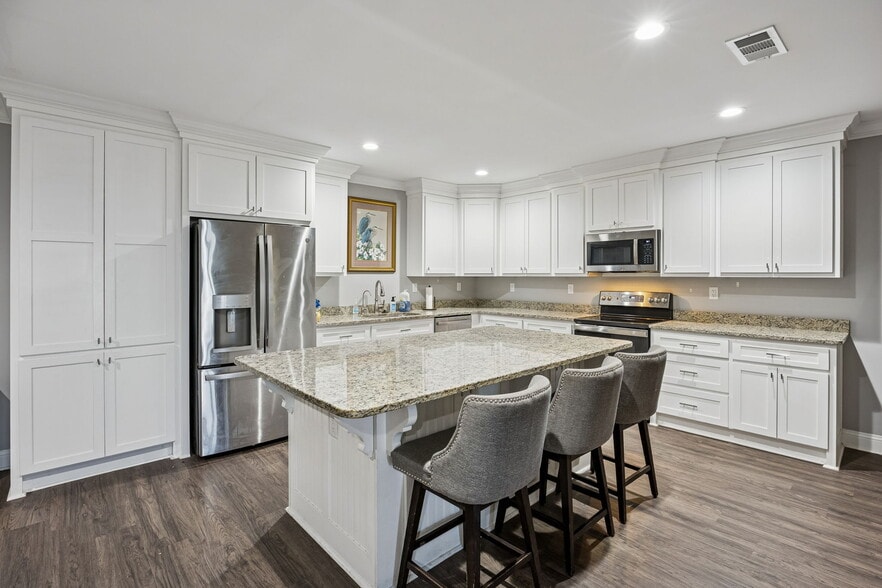 More Photos Of 142 Big a Way, Saint Marys Industrial For Sale