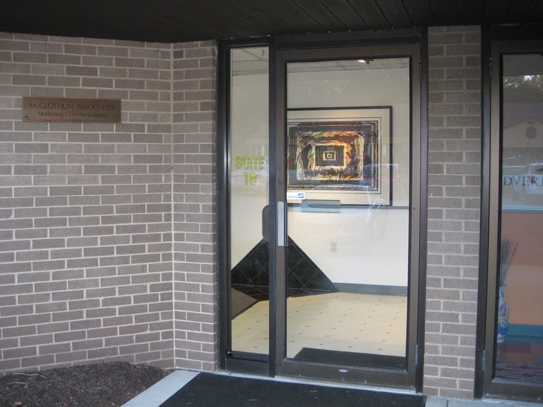 More Photos Of 5397 Twin Knolls Rd, Columbia Office Residential For Sale