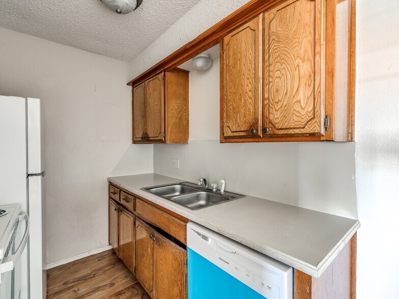 More Photos Of 6401 NW Oak Ave, Lawton Apartments For Sale