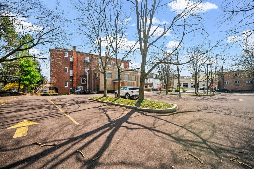 More Photos Of 209 N Main St, Sellersville Bank For Lease