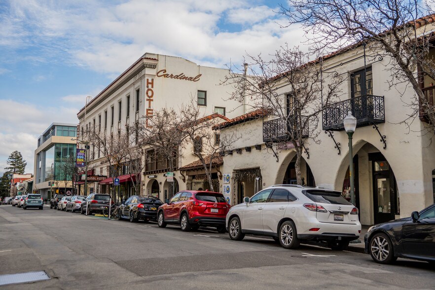 More Photos Of 532-536 Ramona St, Palo Alto Storefront For Lease