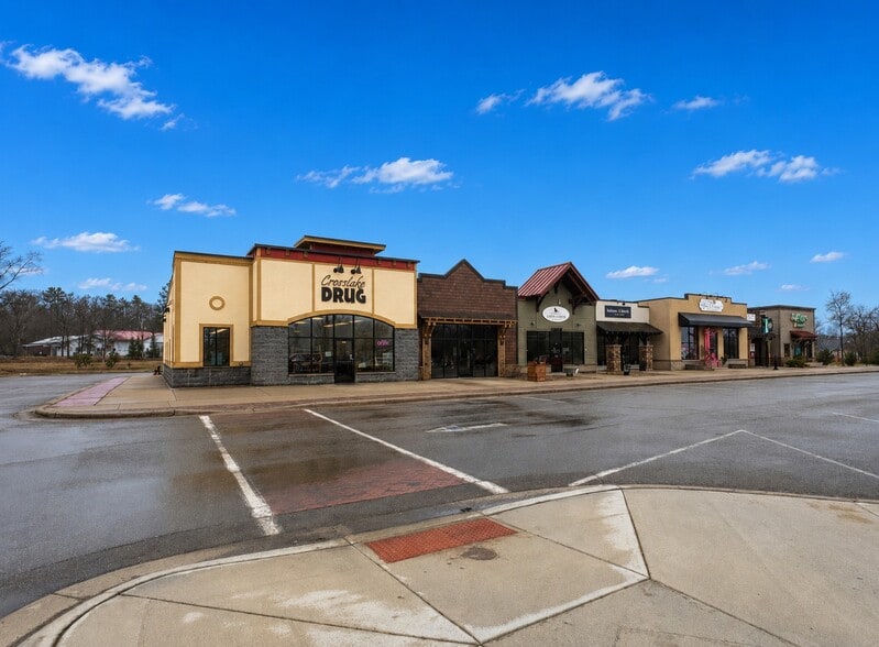 Primary Photo Of 14307 Gould St, Crosslake General Retail For Sale