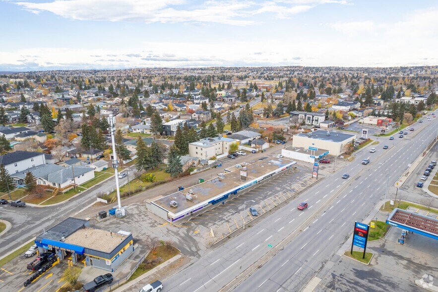 More Photos Of 3819 Bow Trl SW, Calgary General Retail For Lease