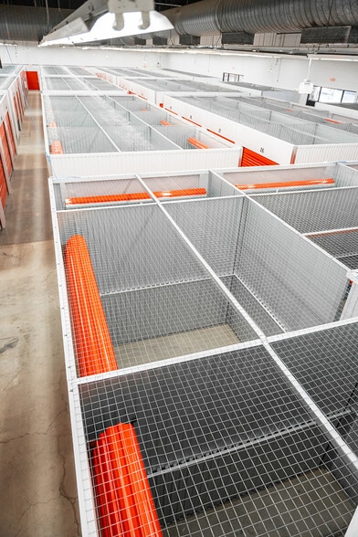 More Photos Of 2000 Queen Ave SE, Albany Self Storage For Sale