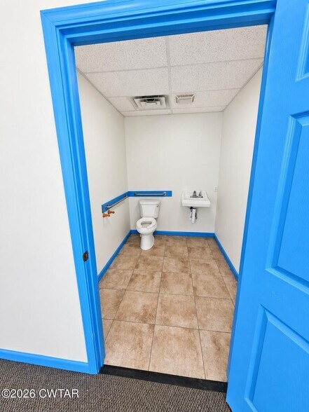 More Photos Of 3695 US Highway 45 N, Henderson Flex For Sale
