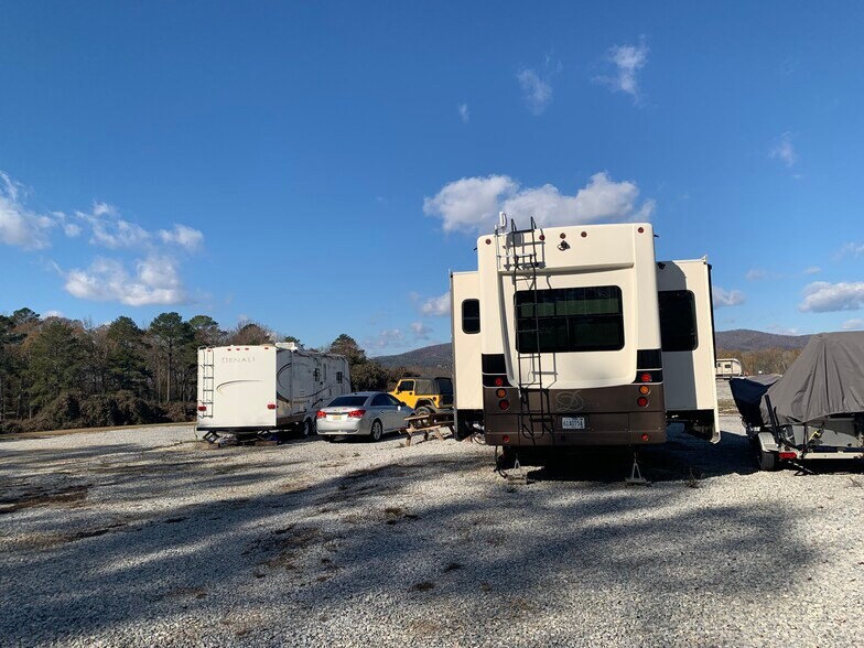 More Photos Of , Oxford Trailer Camper Park For Sale