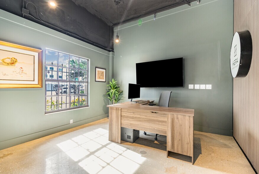 More Photos Of 1917 S Harbor City Blvd, Melbourne Office For Sale
