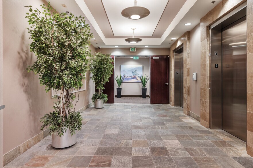 More Photos Of 7220 S Cimarron Rd, Las Vegas Medical For Sale