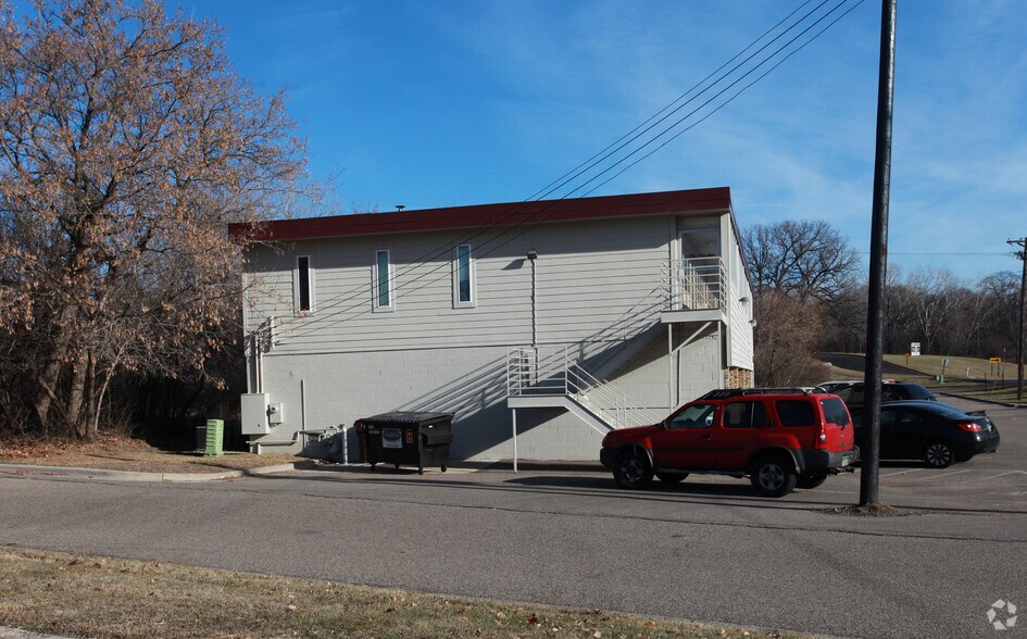 More Photos Of 6420 Flying Cloud Dr, Eden Prairie Office For Lease