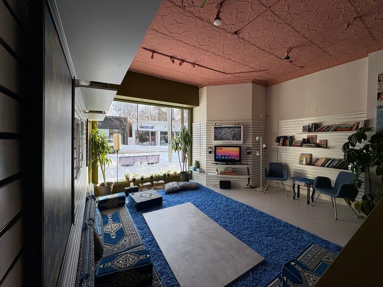 More Photos Of 361 Huron Ave, Cambridge Storefront For Sale