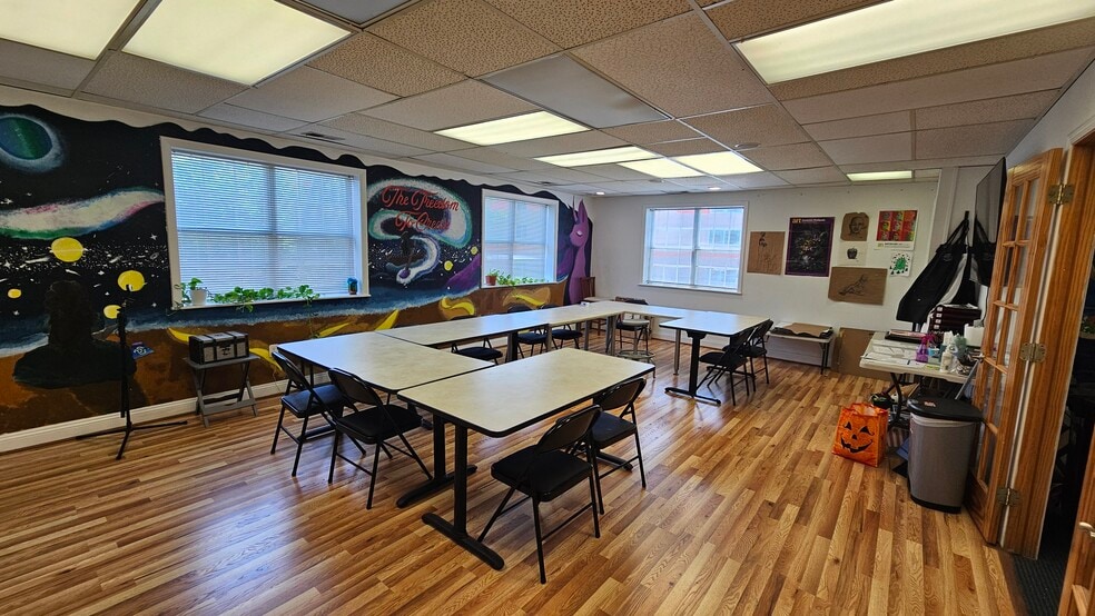 More Photos Of 14300 Gallant Fox Ln, Bowie Medical For Sale