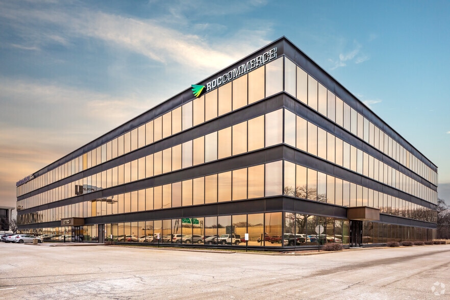 Primary Photo Of 2700 S River Rd, Des Plaines Office For Lease